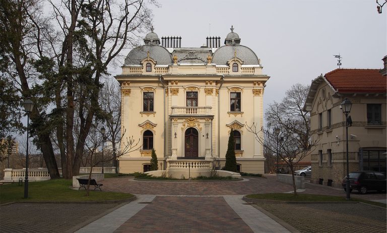 Institute of Lithuanian Literature and Folklore | Vileisis Palace