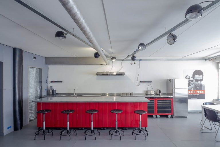 Valdo Ozarinsko kurtas lofto interjeras