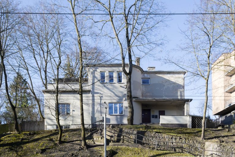 The Interwar Villa of Antonis Kiakszto