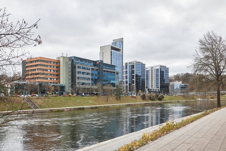 Victoria – Business Center