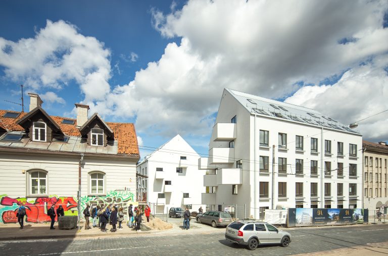 Daugiabutis Basanavičiaus g. 9A