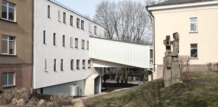 M. K. Čiurlionio menų mokyklos priestatas