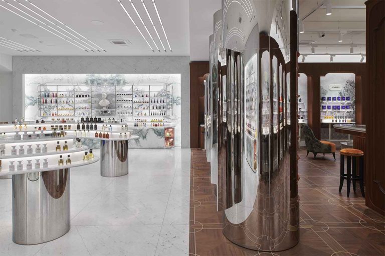 "Crème de la Crème" boutique on Gedimino ave.